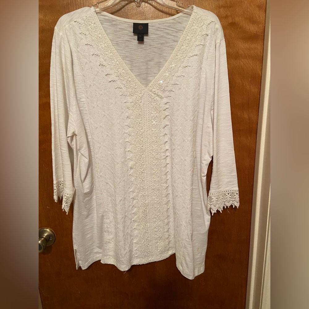 Plus Size 3/4 Sleeve White Knit Too